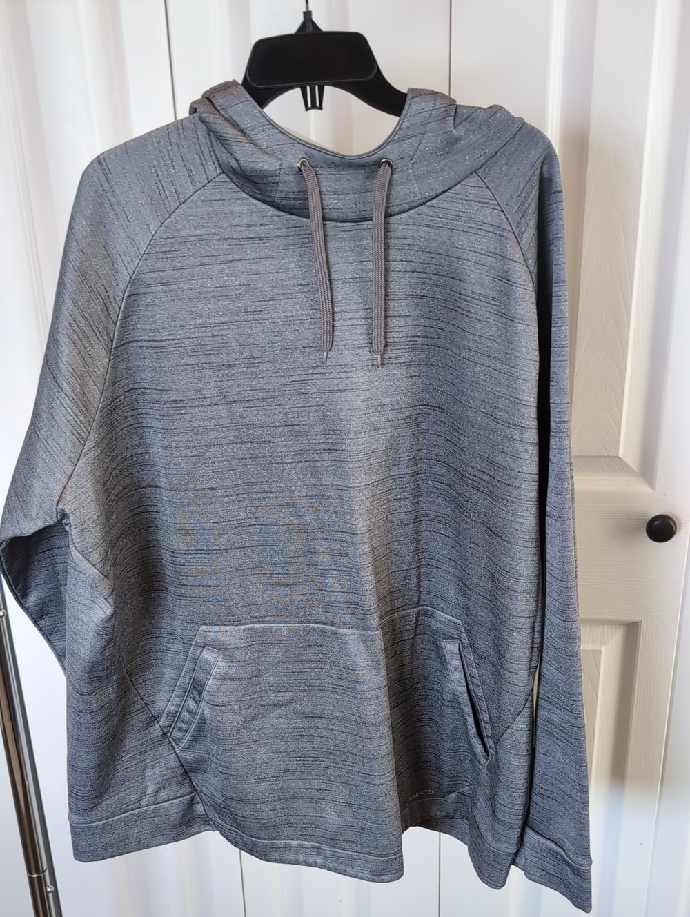 tek gear Men's Gray Performance Hooded Sweatshirt